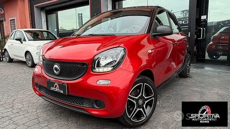 Rosso Usata 2018 Smart ForFour Utilitaria | 9990 € (Buon prezzo) - Immagine 1/4