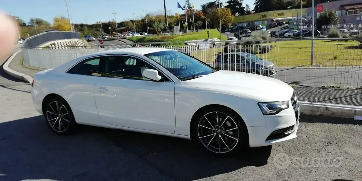 Usata Audi A5 S-Line 2012 Bianco Coupé