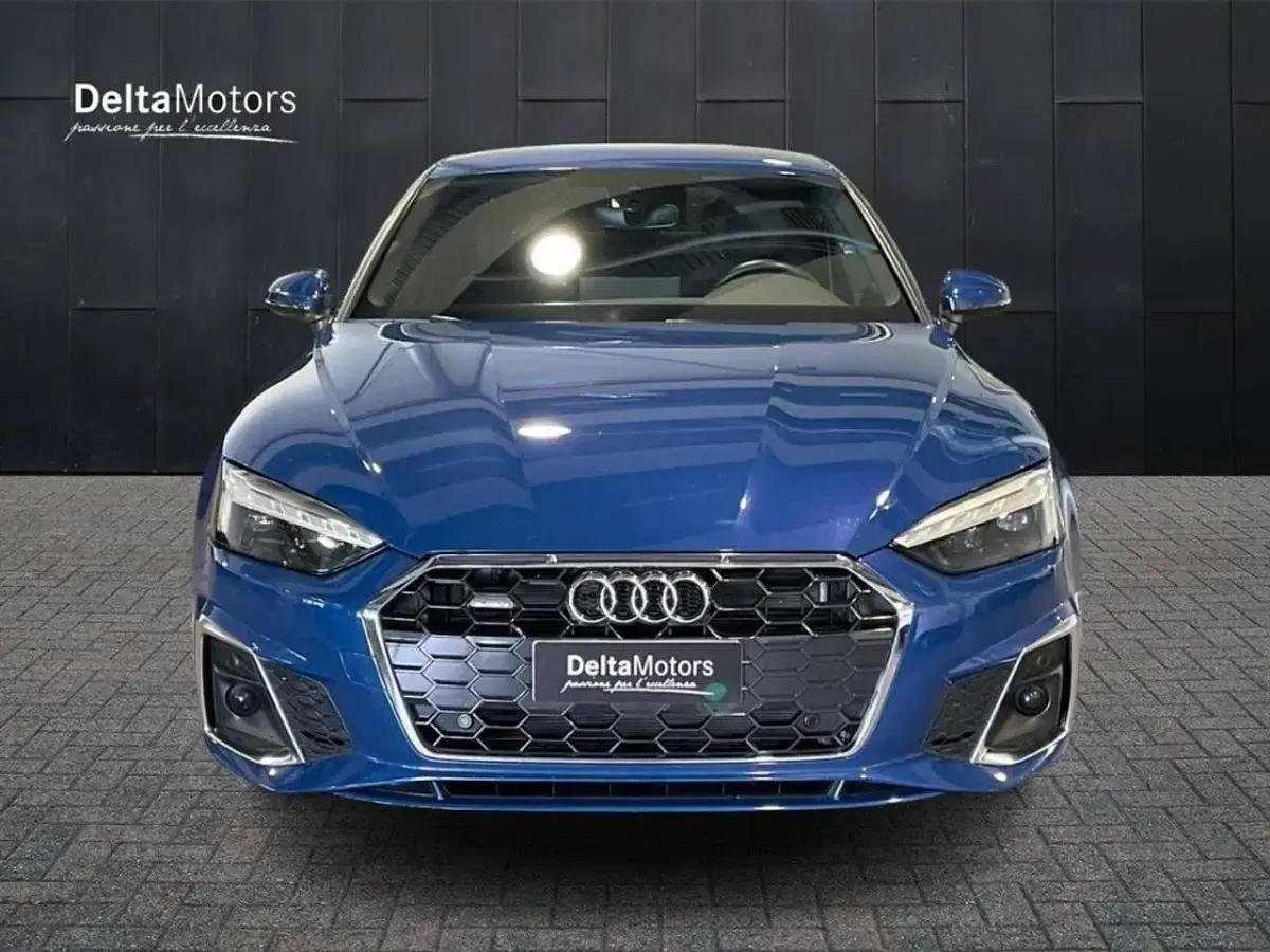 Usata Audi A5 Ambiente 204 CV (150 kW) 2024 Blu Station wagon