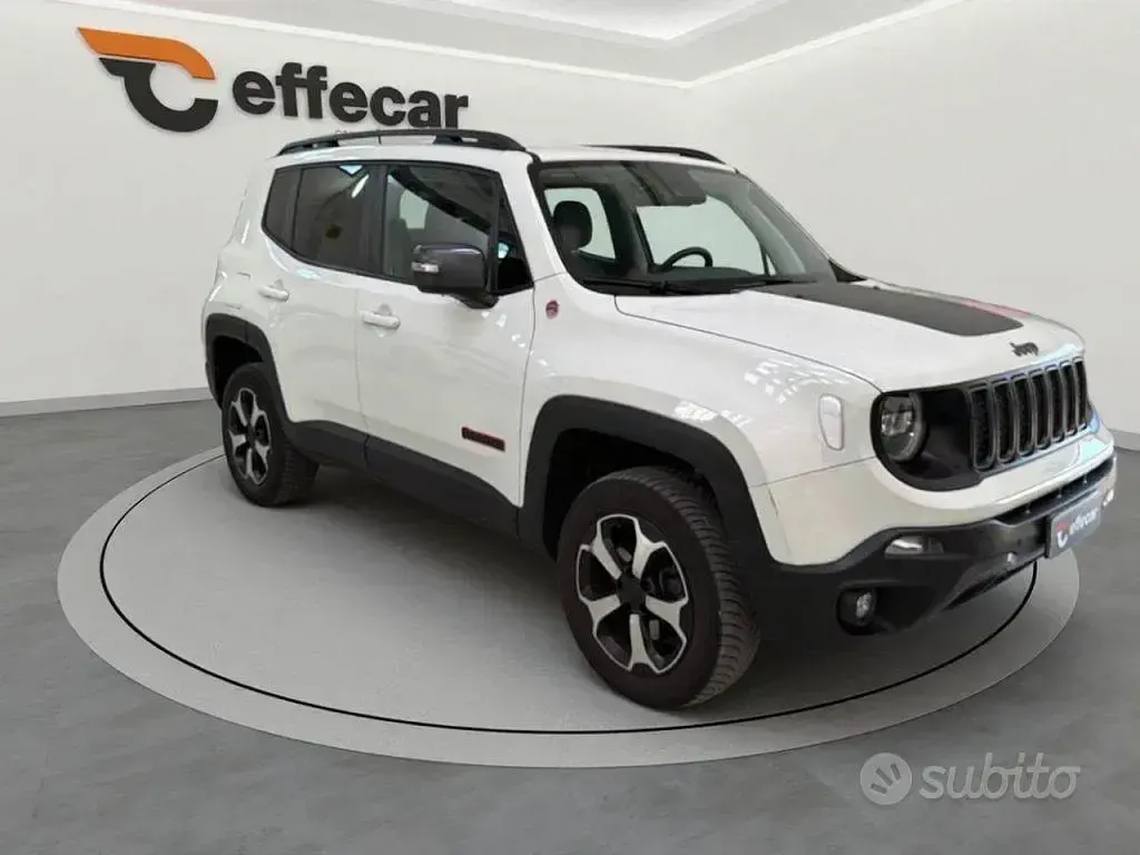 Usata Jeep Renegade Trailhawk 170 CV (125 kW) 2020 Bianco SUV