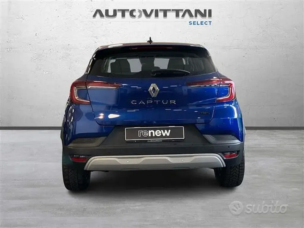 Usado Renault Captur Equilibre 145 CV (106 kW) 2023 Azul SUV