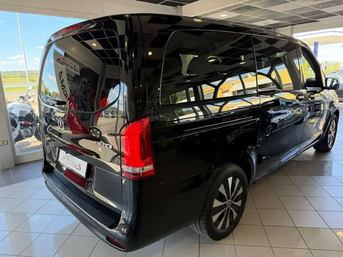 Usata Mercedes Vito 163 CV (119 kW) 2024 Nero Furgone