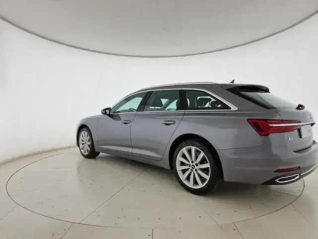 Usata Audi A6 Business 204 CV (150 kW) 2021 Grigio tifone metallizzato Station wagon