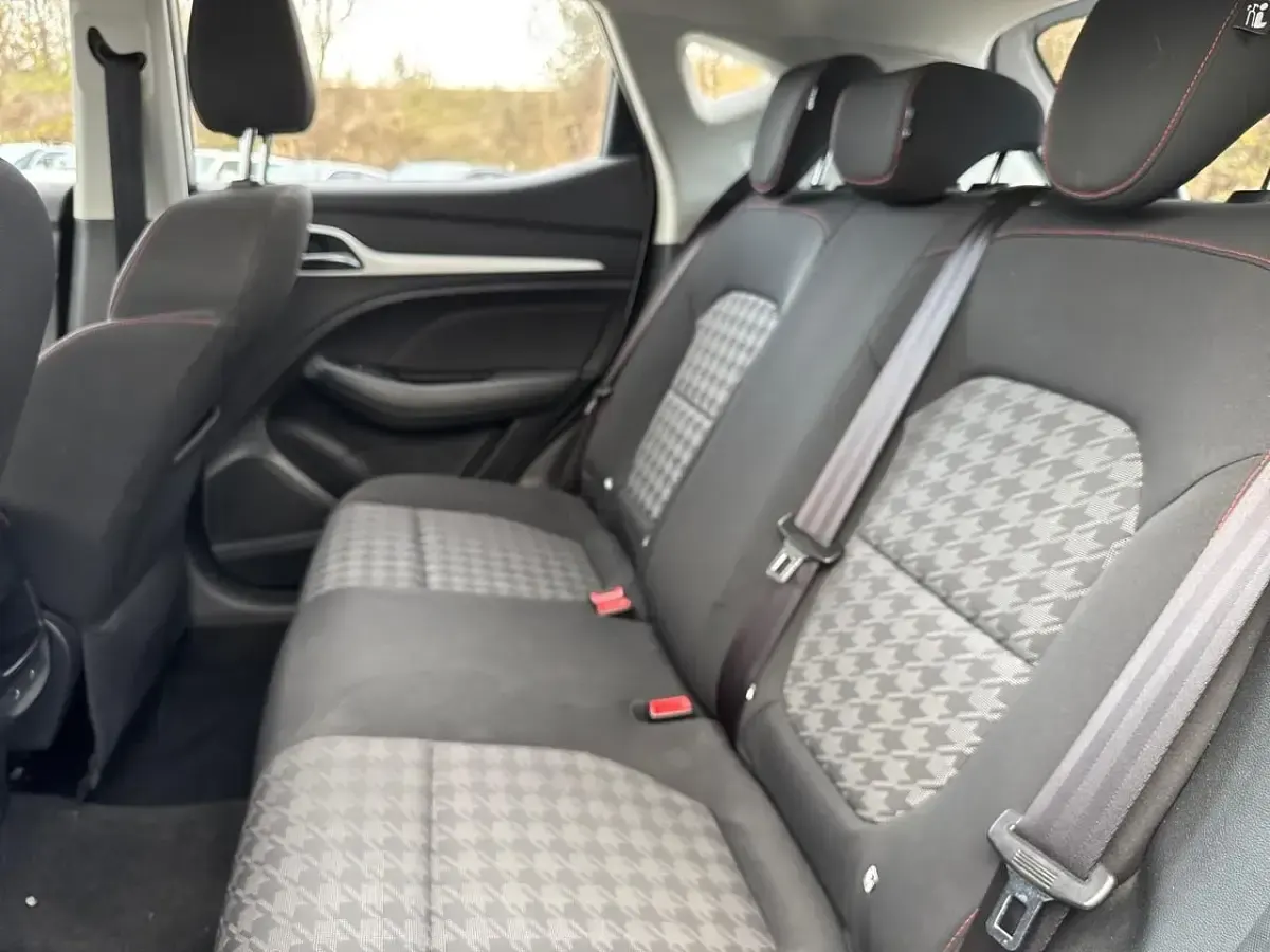 Usata MG ZS Comfort 106 CV (77 kW) 2022 Grigio SUV