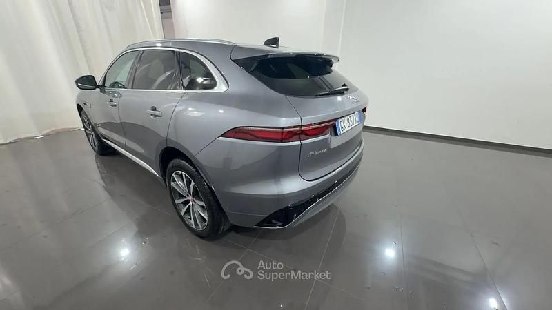 Usata Jaguar F-Pace R-Dynamic 204 CV (150 kW) 2022 Gray SUV