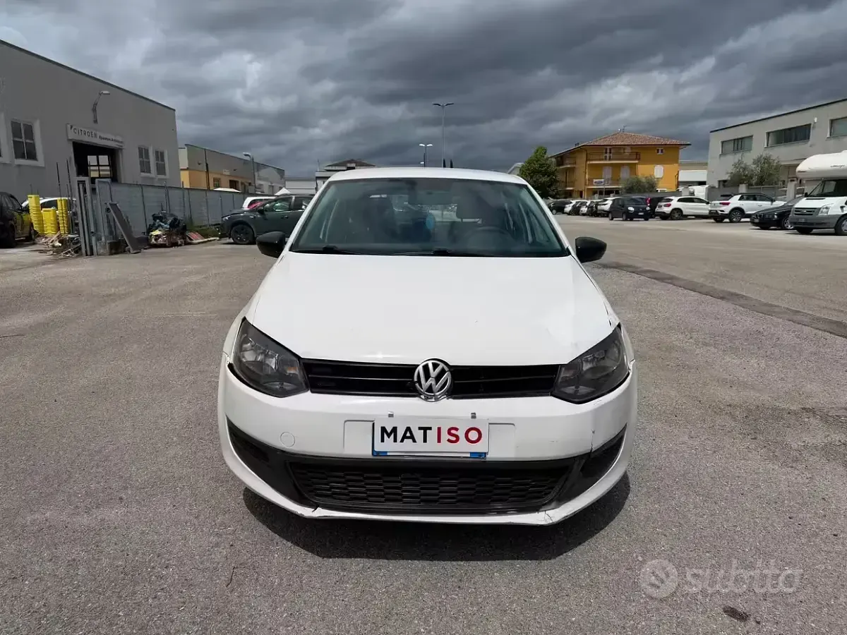 Usata VW Polo Trendline 60 CV (44 kW) 2011 Bianco Utilitaria