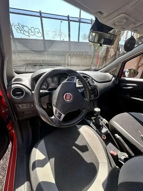 Usata Fiat Punto S 84 CV (61 kW) 2012 Rosso Utilitaria