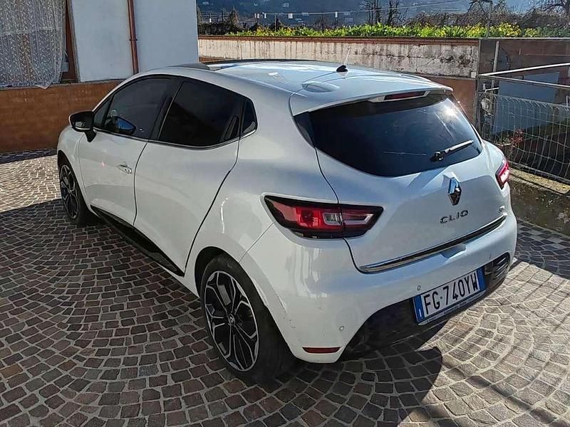 Usata Renault Clio IV Intens 90 CV (66 kW) 2017 Bianco Berlina