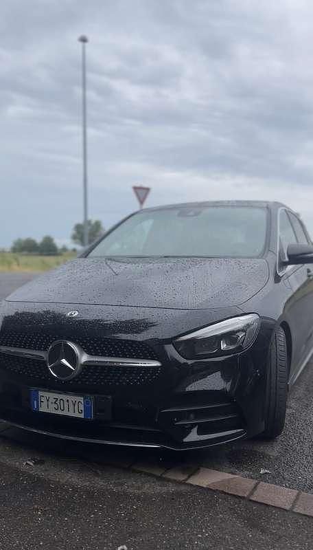 Usata Mercedes B200 Premium 150 CV (110 kW) 2019 Monovolume