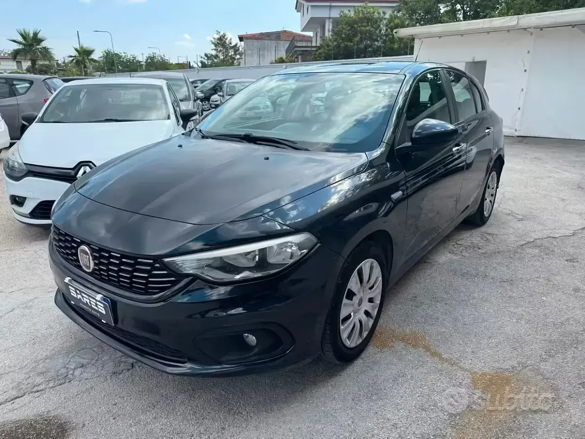 Occasion Fiat Tipo 95 ch (69 kW) 2017 Noir Berline