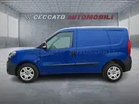 Usata Fiat Doblò 95 CV (69 kW) 2018 Blu Monovolume