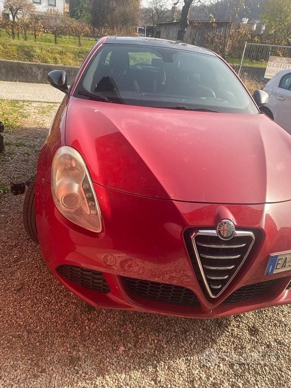 Usata Alfa Romeo Giulietta 2010 Rosso Berlina