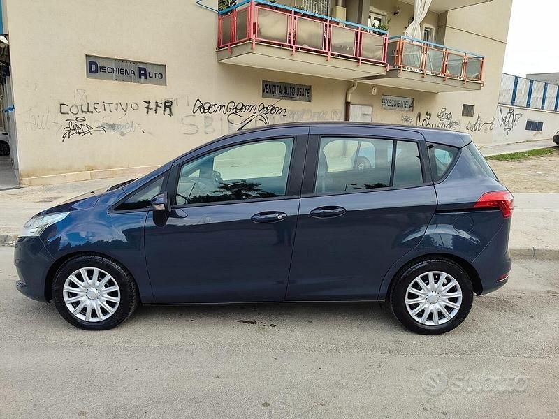Usata Ford B-MAX 95 CV (69 kW) 2014 Grigio Monovolume