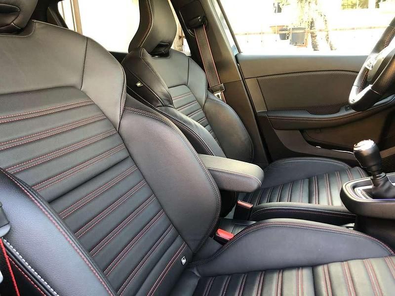 Usata Renault Clio V R.S. 116 CV (85 kW) 2020 Grigio Berlina