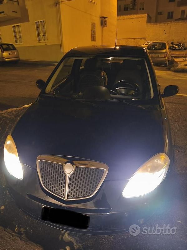 Usata Lancia Ypsilon 69 CV (50 kW) 2007 Nero Utilitaria