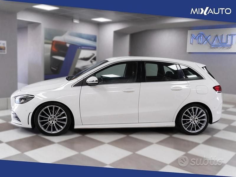 Usata Mercedes B180 Premium 116 CV (85 kW) 2019 Bianco Monovolume