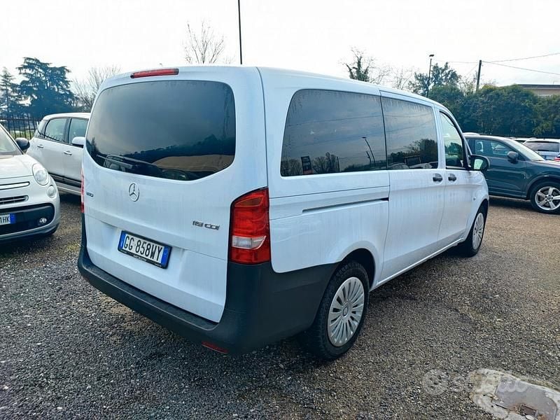 Usata Mercedes Vito 190 CV (139 kW) 2021 Bianco Furgone