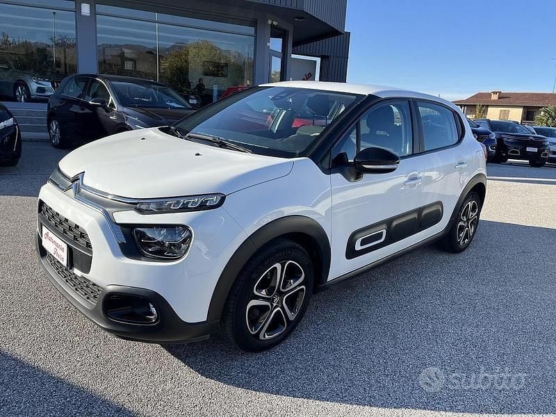 Usata Citroën C3 Feel 100 CV (73 kW) 2022 Bianco Utilitaria