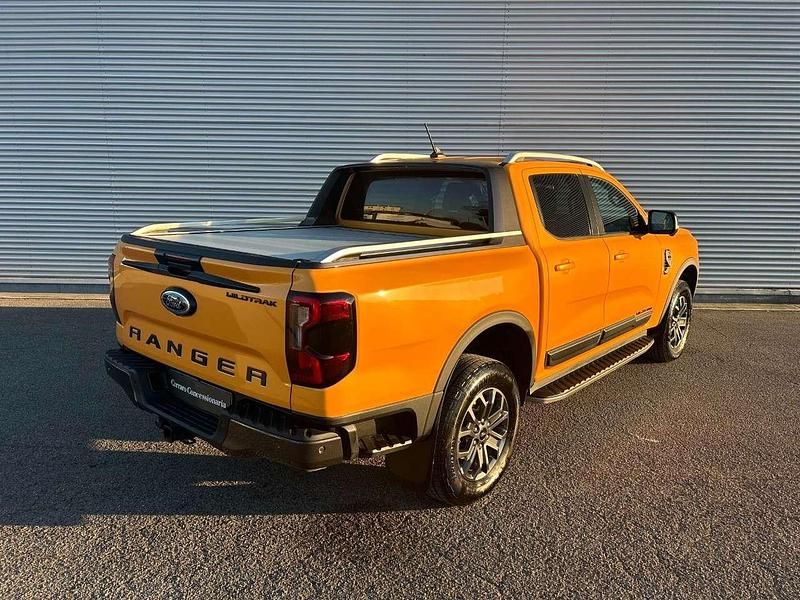 Usata Ford Ranger Wildtrack 241 CV (177 kW) 2024 Giallo Pick-up