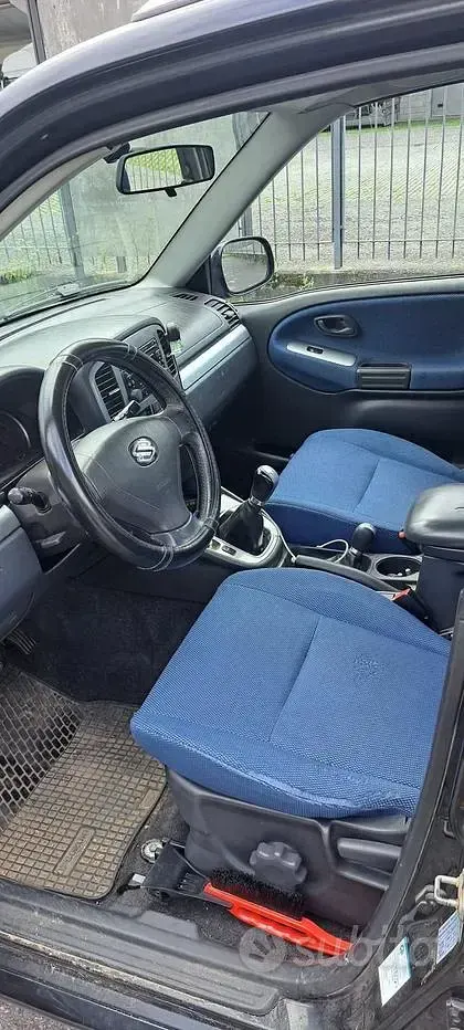Usata Suzuki Grand Vitara 109 CV (80 kW) 2004 Nero SUV