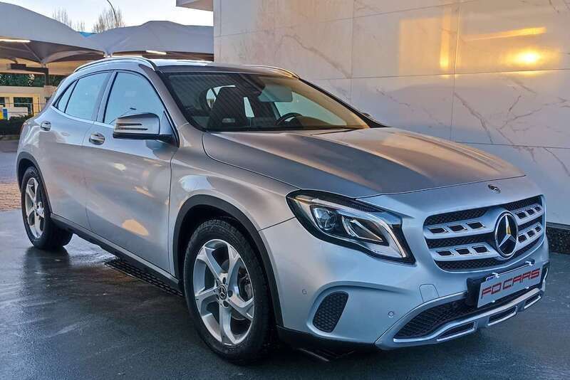 Usata Mercedes GLA180 124 CV (91 kW) 2019 Argento SUV