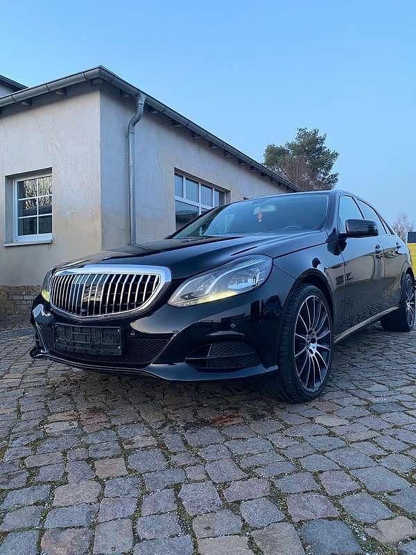 Usata Mercedes E220 170 CV (125 kW) 2014 Berlina