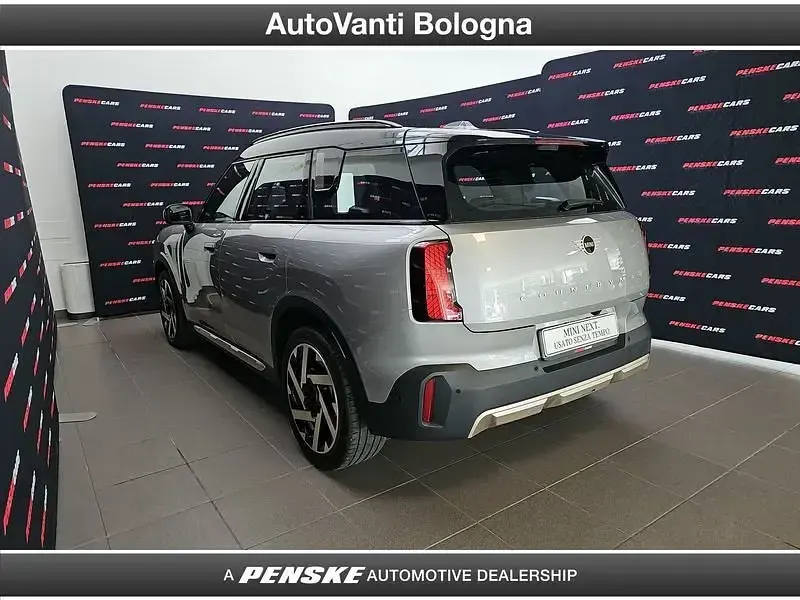 Usata Mini Countryman Favoured 163 CV (119 kW) 2025 Grigio SUV