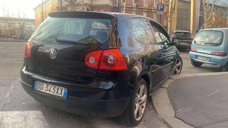 Usata VW Golf IV Sportline 150 CV (110 kW) 2006 Berlina