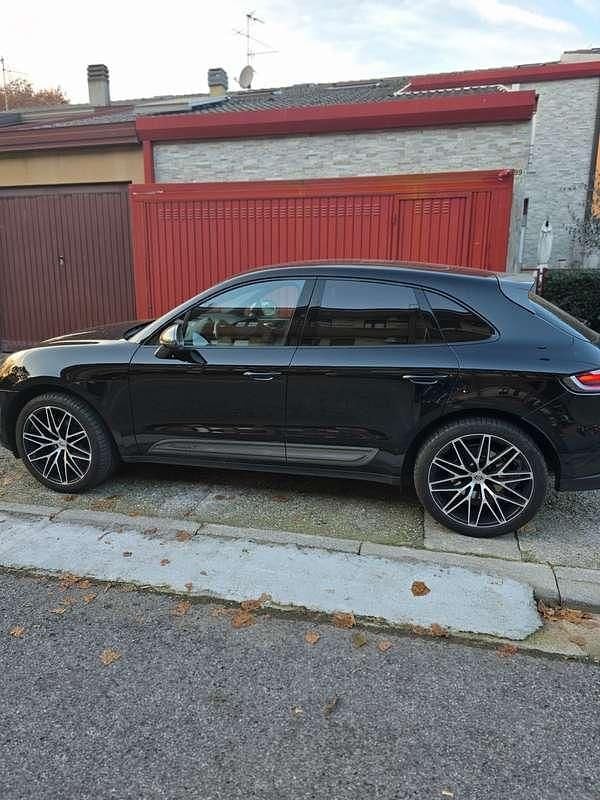 Usata Porsche Macan 265 CV (194 kW) 2022 Nero SUV