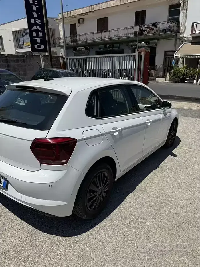 Usata VW Polo 95 CV (69 kW) 2018 Bianco Utilitaria