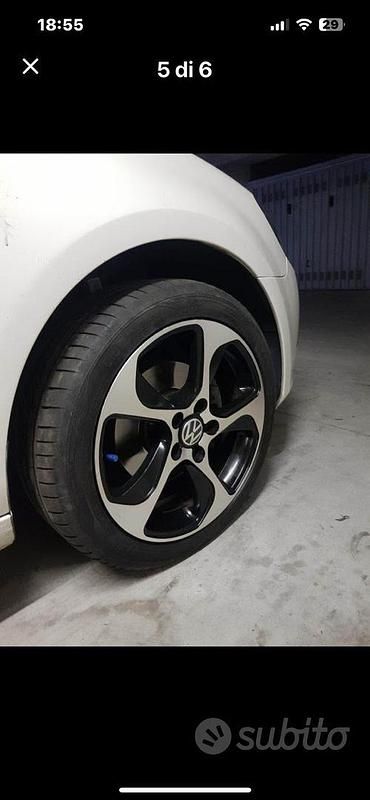 Usata VW Golf VI 140 CV (102 kW) 2011 Bianco Utilitaria