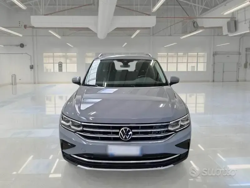 Usata VW Tiguan Elegance 150 CV (110 kW) 2021 Grigio SUV