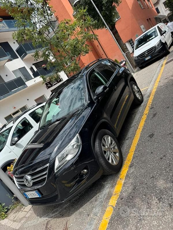 Usata VW Tiguan Sport 140 CV (102 kW) 2011 Nero SUV