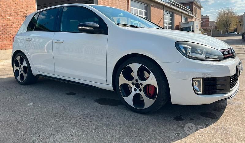 Usata VW Golf VI GTI 211 CV (155 kW) 2010 Bianco Utilitaria