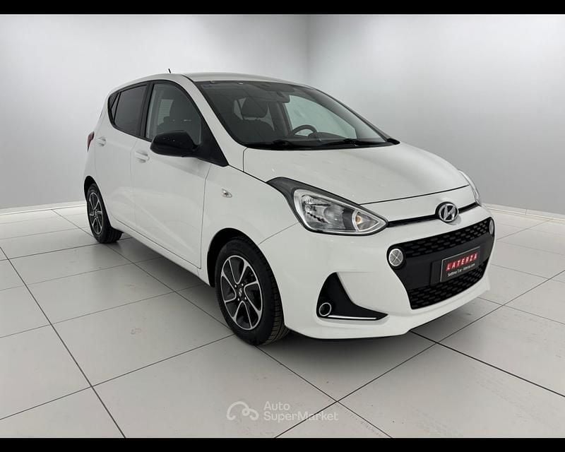 Usata Hyundai i10 67 CV (49 kW) 2019 Bianco Utilitaria