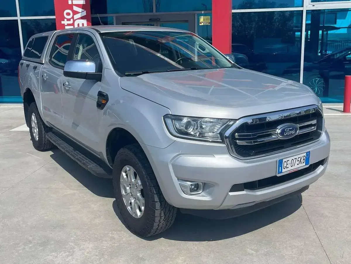 Usata Ford Ranger XLT 170 CV (125 kW) 2021 Lunar silver Pick-up
