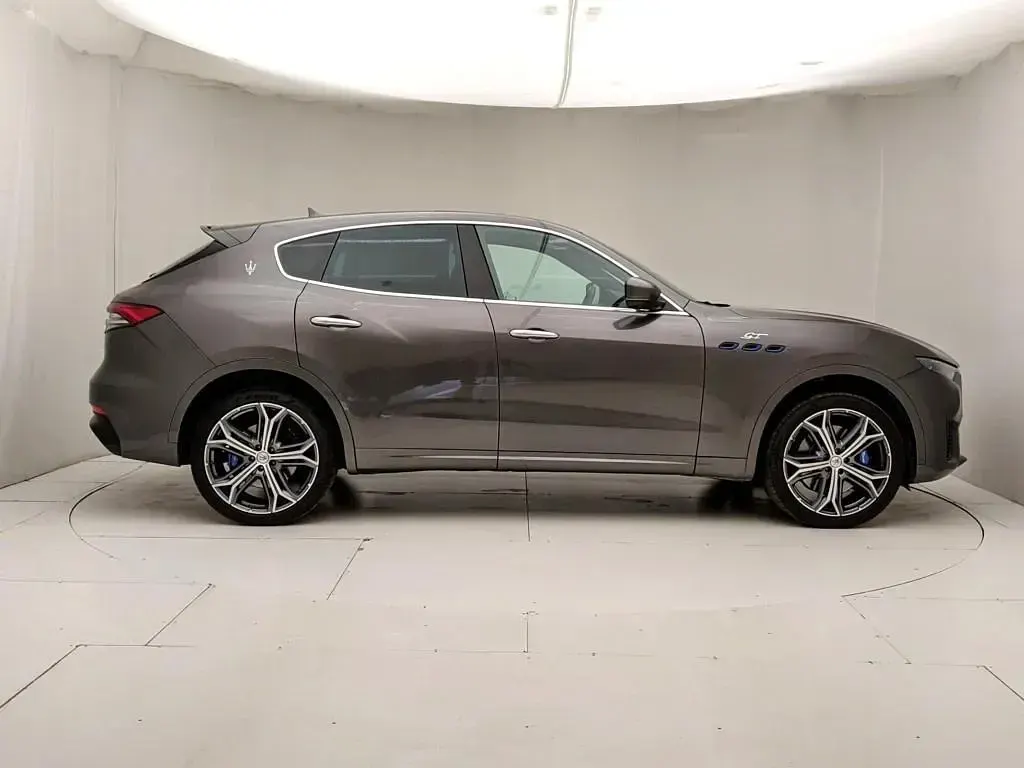 Usata Maserati Levante GT 330 CV (242 kW) 2022 Grigio SUV