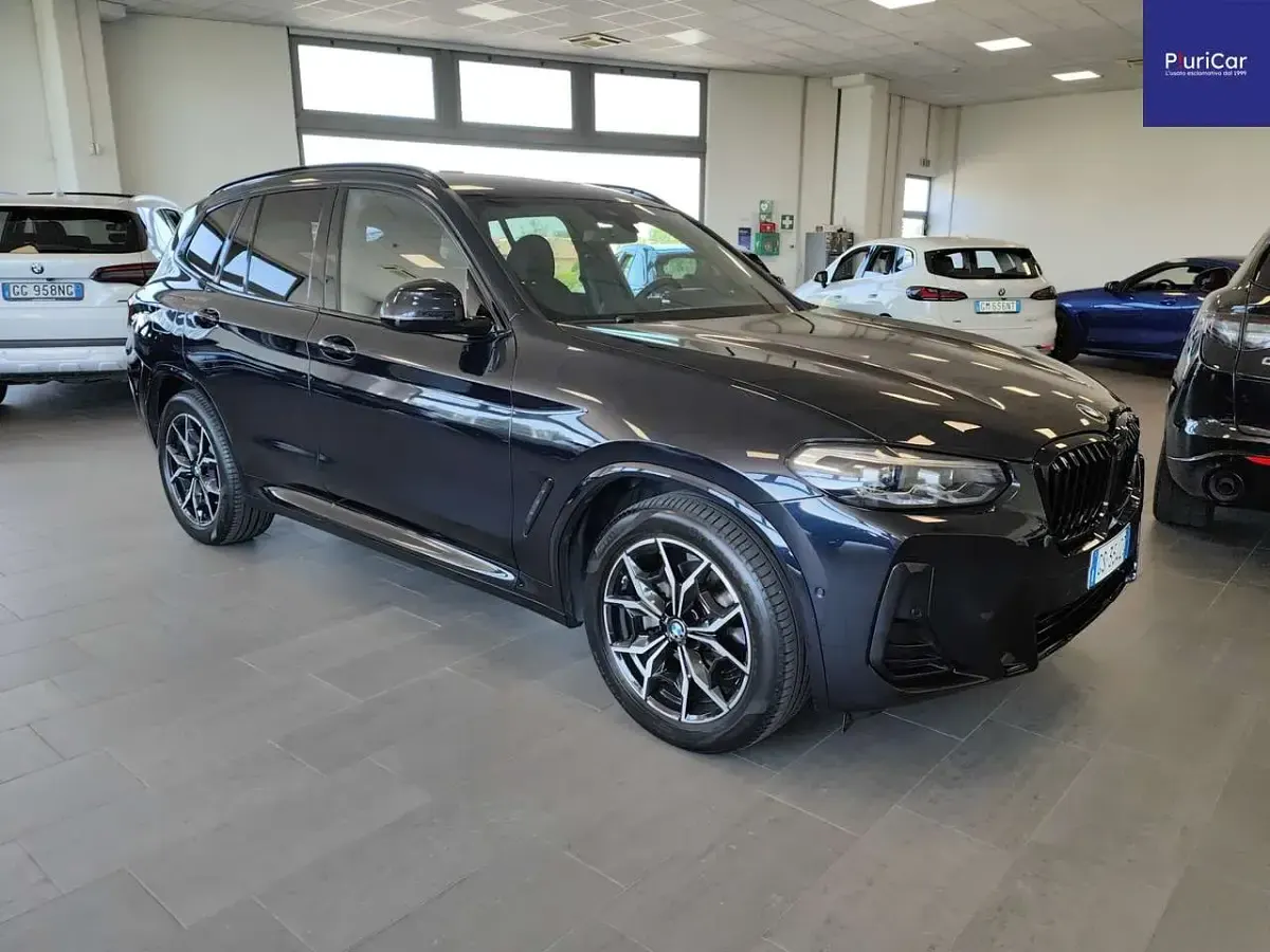 Usata BMW X3 M Sport 184 CV (135 kW) 2024 Blu/azzurro SUV