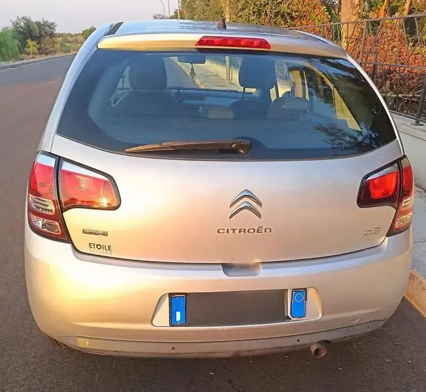 Usata Citroën C3 SELECTION 75 CV (55 kW) 2016 Grigio Berlina