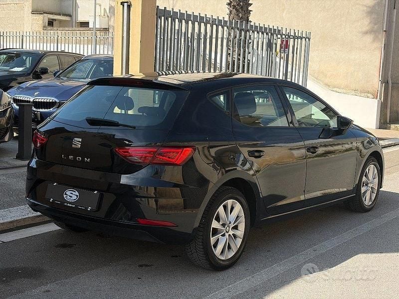 Usata Seat Leon Style 116 CV (85 kW) 2019 Nero Berlina