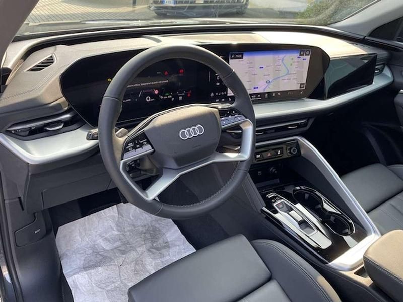 Nuova Audi Q5 Sportback S-Line 204 CV (150 kW) 2026 Grigio daytona SUV