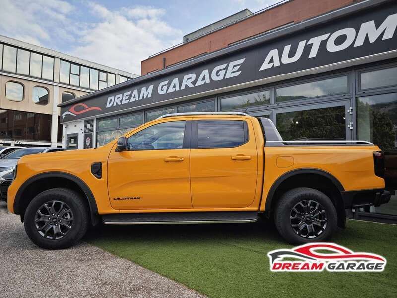Usata Ford Ranger Wildtrack 241 CV (177 kW) 2023 Arancione Pick-up