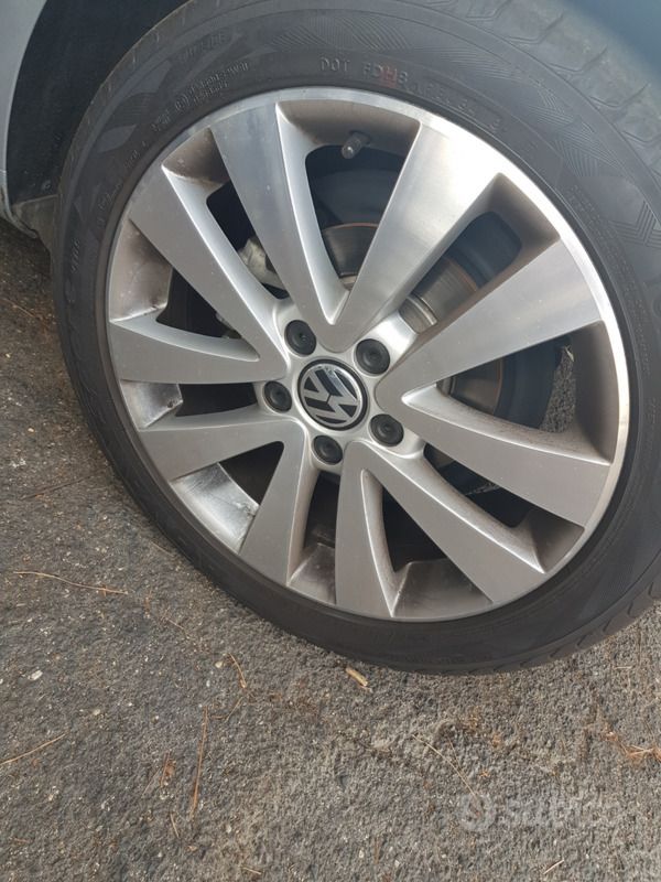 Usata VW Golf VI 122 CV (89 kW) 2011 Grigio Utilitaria