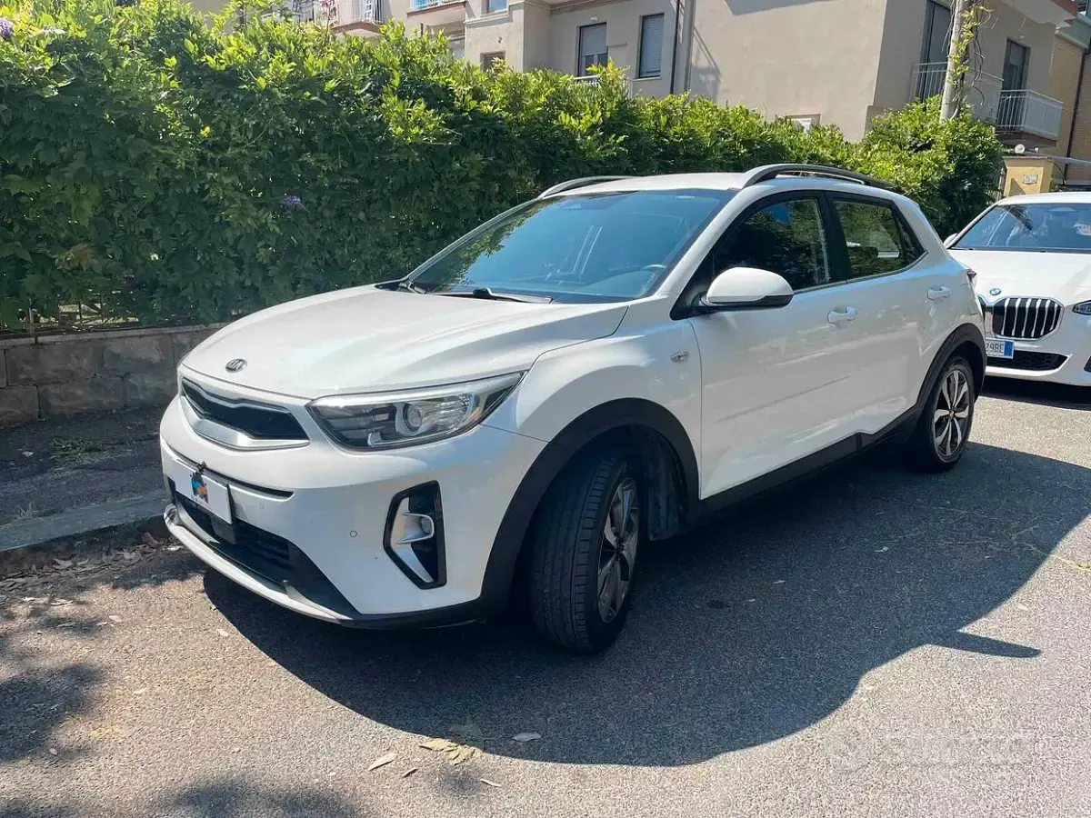 Usata Kia Stonic Style 78 CV (57 kW) 2026 Bianco SUV