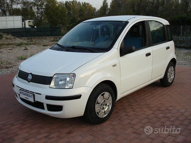 Usata Fiat Panda Active 54 CV (39 kW) 2006 Bianco Utilitaria