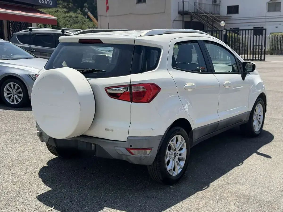 Usata Ford Ecosport 125 CV (91 kW) 2016 Bianco SUV