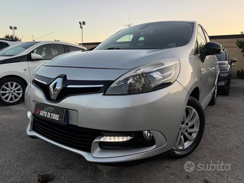 Brugt Renault Scénic III XMOD 110 HK (80 kW) 2015 Grå MPV