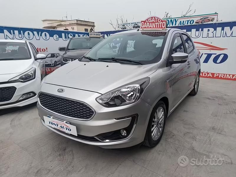Usata Ford Ka Ultimate 85 CV (62 kW) 2018 Grigio Berlina