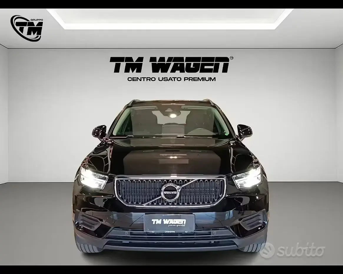 Usata Volvo XC40 Core 129 CV (94 kW) 2022 Nero SUV