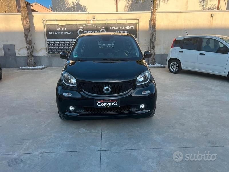 Usata Smart ForFour Passion 71 CV (52 kW) 2016 Nero Utilitaria